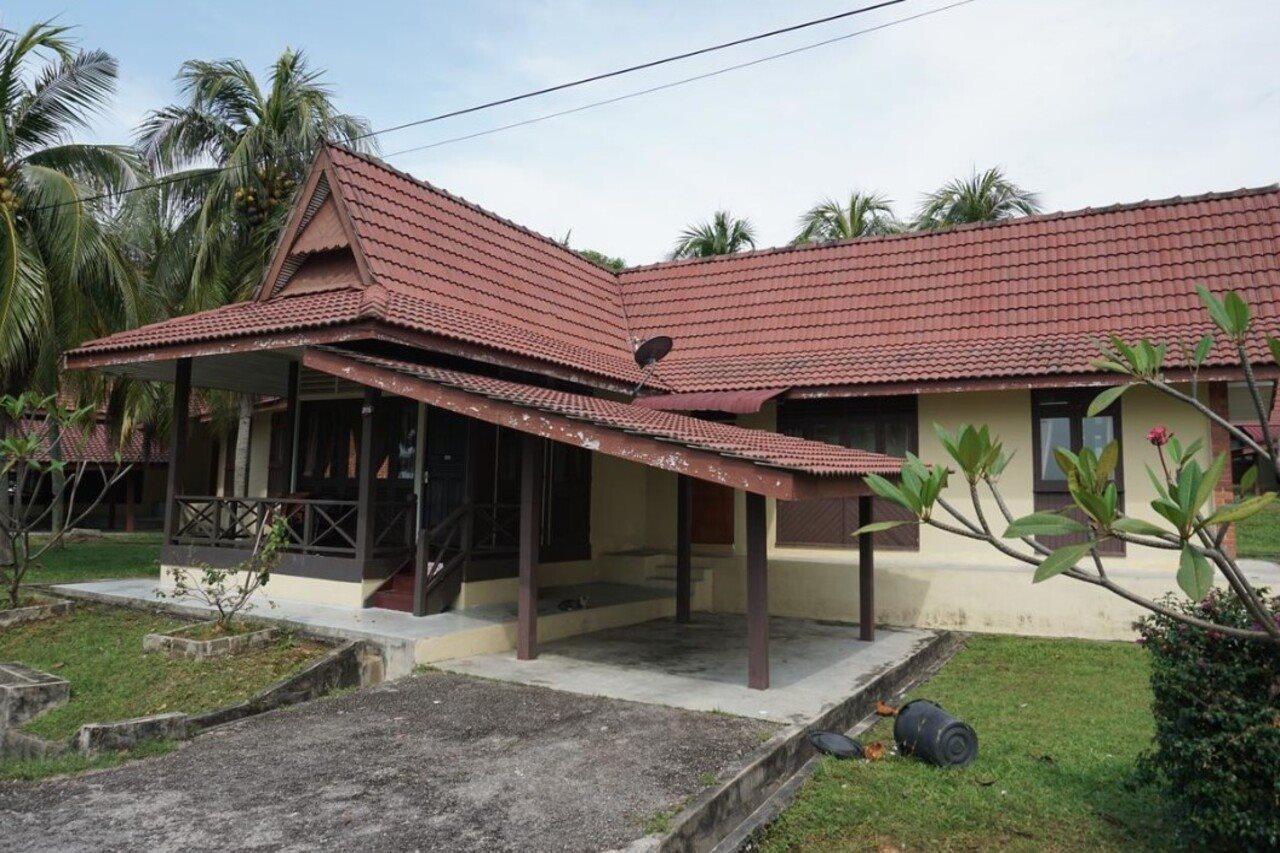 Tanjung Bidara Beach Resort Malacca Exterior photo